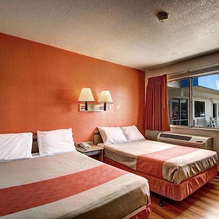 Motel 6 Wells Exterior foto