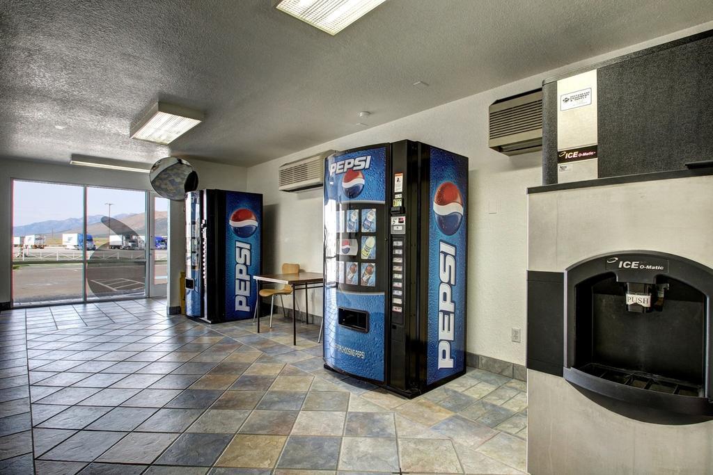 Motel 6 Wells Exterior foto